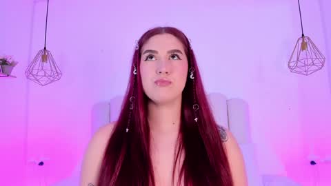 Snapshot of jimena_white1 chatting on 13, 12, 2024 JIMENA online show from 13, 12, 2024