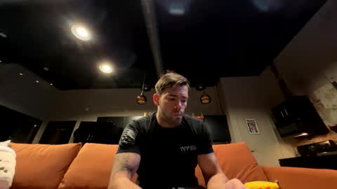 Julian Brady online show from 7, 12, 2024