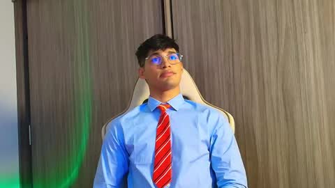 Jimmy Leeh online show from 22, 11, 2025