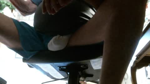 jimwellhung online show from 14, 2, 2025