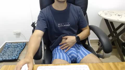 Snapshot of jjrod91 chatting on 11, 11, 2025 Jon online show from 11, 11, 2025