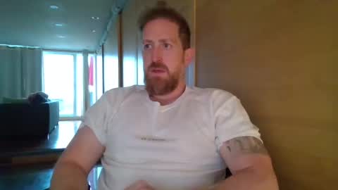 Snapshot of jmate13 chatting on 21, 10, 2025 jmate13 online show from 21, 10, 2025