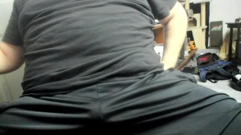 Relaxed Jmore online show from 5, 4, 2026