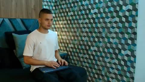  Joao online show from 25, 4, 2026