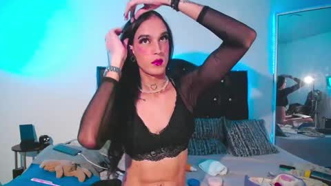 Joa Isaza     online show from 19, 4, 2026