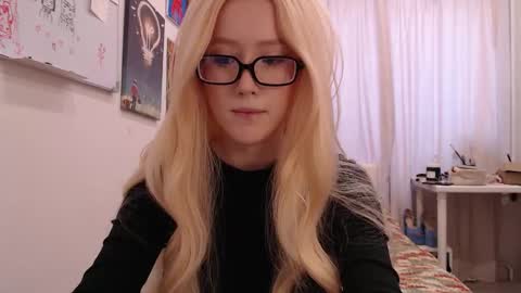 joan_kiss online show from 20, 12, 2025