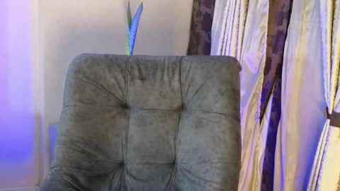 Snapshot of joan_saenz chatting on 17, 10, 2025 JOAN SAENZ online show from 17, 10, 2025