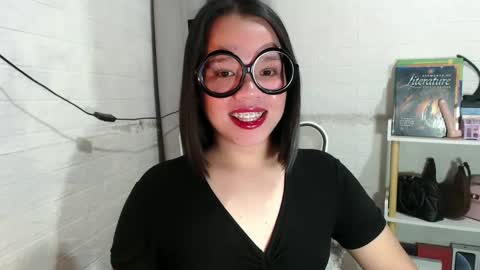 Joana online show from 25, 1, 2025