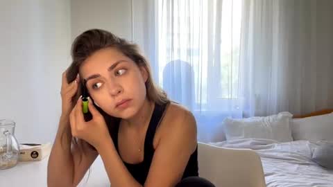 Snapshot of joandonelly chatting on 9, 8, 2026 Bella online show from 9, 8, 2026