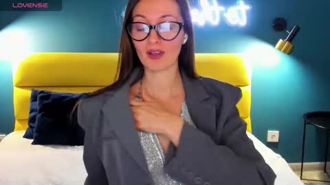 Joan online show from 15, 1, 2026