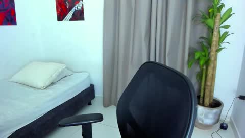 Snapshot of joe23___ chatting on 14, 12, 2025 Joe online show from 14, 12, 2025