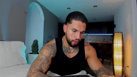 Snapshot of joe_esthetic chatting on 13, 2, 2025 joe_esthetic online show from 13, 2, 2025