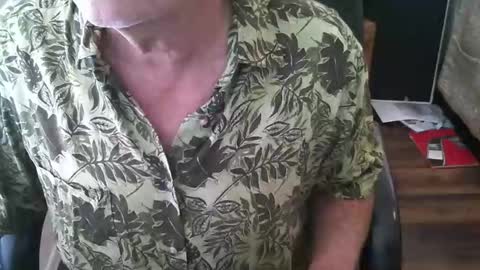 Snapshot of joe_os chatting on 25, 5, 2026 Joe Os online show from 25, 5, 2026