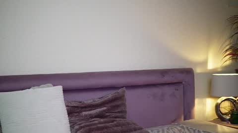  Joelle  online show from 3, 12, 2025