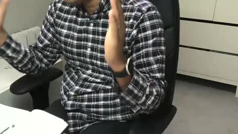 joeshades21 online show from 14, 2, 2025