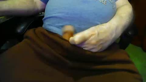 Snapshot of joeyballs123 chatting on 16, 4, 2026 joeyballs123 online show from 16, 4, 2026