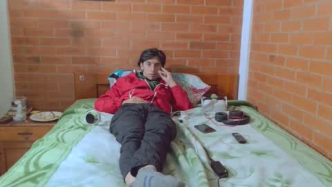 johan70nsexy online show from 15, 3, 2026