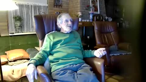 Snapshot of johan7_heet chatting on 6, 12, 2024 johan7 heet online show from 6, 12, 2024