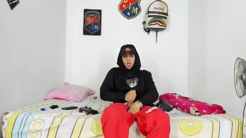 Snapshot of johan_and_antonella chatting on 10, 12, 2024 johan_and_antonella online show from 10, 12, 2024