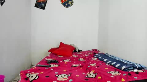 Snapshot of johan_and_antonella chatting on 26, 1, 2025 johan_and_antonella online show from 26, 1, 2025