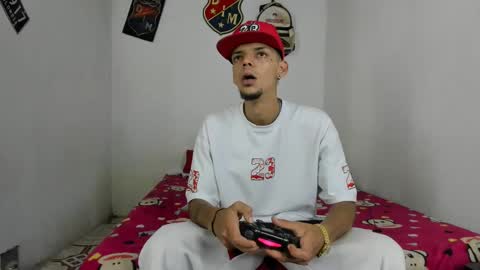 Snapshot of johan_and_antonella chatting on 30, 1, 2025 johan_and_antonella online show from 30, 1, 2025