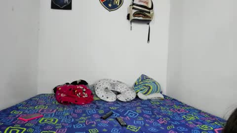 Snapshot of johan_and_antonella chatting on 15, 10, 2025 johan_and_antonella online show from 15, 10, 2025