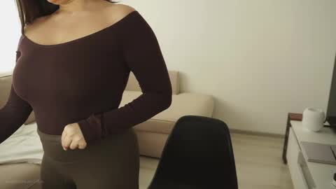 Jo online show from 8, 4, 2026