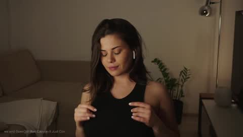 Jo online show from 15, 4, 2026