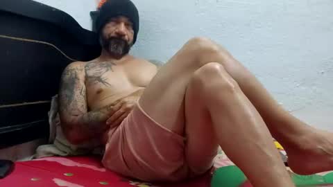   online show from 14, 1, 2025