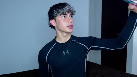 John Vichenso online show from 23, 10, 2025