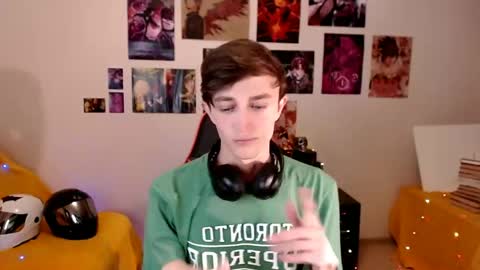Snapshot of john_winx chatting on 20, 5, 2026 john_winx online show from 20, 5, 2026
