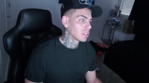 Snapshot of johnafterdark chatting on 12, 7, 2026 JAXX online show from 12, 7, 2026