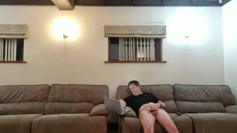 Snapshot of johnathan_stuart33 chatting on 1, 6, 2026 johnathan_stuart33 online show from 1, 6, 2026