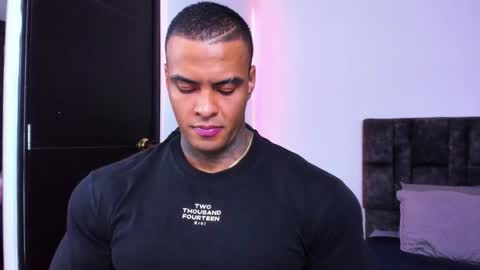 Snapshot of johnbelt_ chatting on 25, 11, 2025 john belt online show from 25, 11, 2025