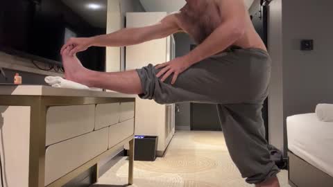 J online show from 20, 10, 2025