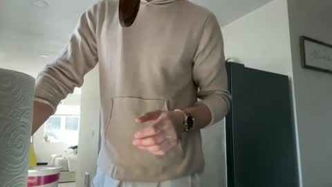 Snapshot of johnjamesopp chatting on 26, 2, 2025 John James online show from 26, 2, 2025