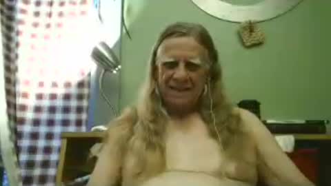 Snapshot of johnnieq1971 chatting on 14, 7, 2026 johnnieq1971 online show from 14, 7, 2026