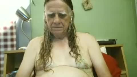 Snapshot of johnnieq1971 chatting on 20, 7, 2026 johnnieq1971 online show from 20, 7, 2026