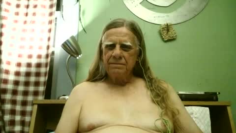 Snapshot of johnnieq1971 chatting on 2, 8, 2026 johnnieq1971 online show from 2, 8, 2026