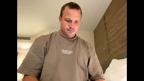 Lovenitwet69 online show from 1, 2, 2026