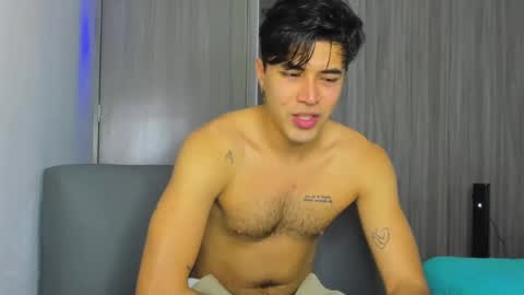 Snapshot of johnny_bravo777 chatting on 15, 2, 2025 johnny_bravo777 online show from 15, 2, 2025