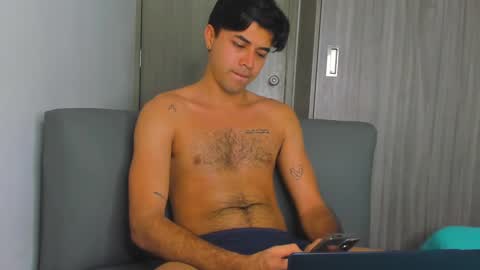 Snapshot of johnny_bravo777 chatting on 27, 2, 2025 johnny_bravo777 online show from 27, 2, 2025