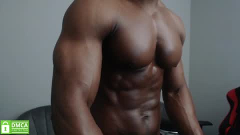 Snapshot of johnnydolce50 chatting on 28, 5, 2026 MASTER OF SUBS BETA SLAVES online show from 28, 5, 2026