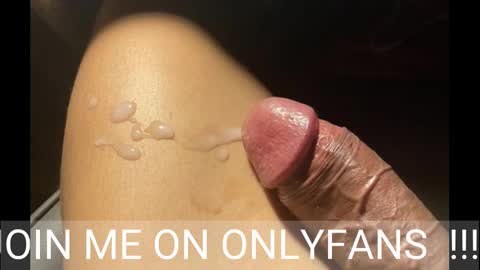 Johnnystrongarms                 online show from 8, 3, 2025