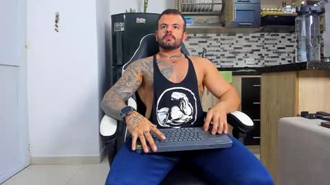 JOHNNY online show from 1, 12, 2025