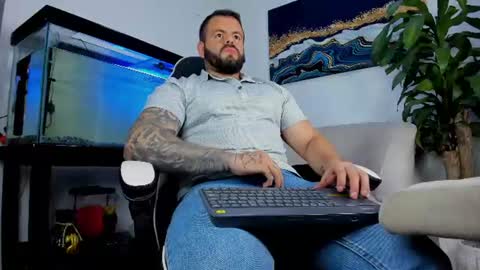 Snapshot of johnnygrayson_ chatting on 20, 7, 2026 JOHNNY online show from 20, 7, 2026