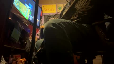 johnnyshung1 online show from 4, 2, 2026