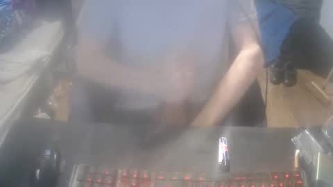 Snapshot of johnot1998 chatting on 23, 5, 2026 johnot1998 online show from 23, 5, 2026