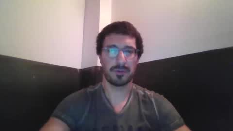 Snapshot of johnparis7575 chatting on 24, 11, 2025 Johnfrench online show from 24, 11, 2025