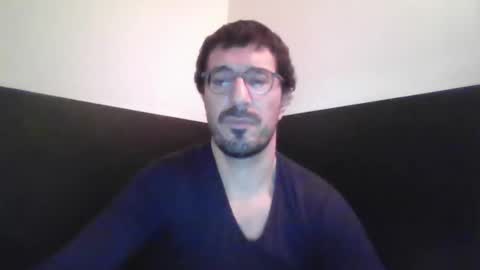 Snapshot of johnparis7575 chatting on 28, 11, 2025 Johnfrench online show from 28, 11, 2025